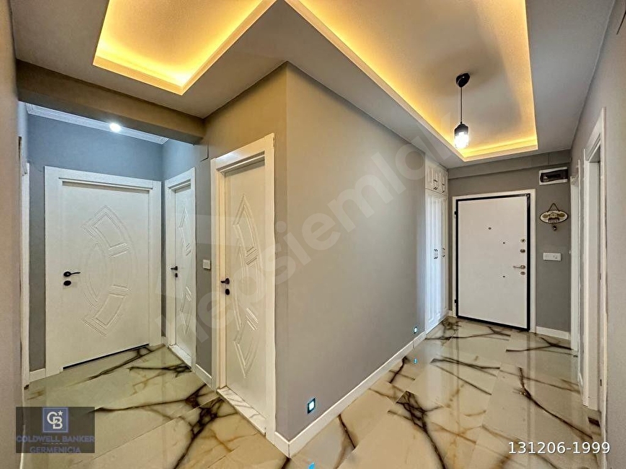 COLDWELL BANKERDEN TEKEREK MAH. ADEN SİTESİ SATILIK 3+1 DAİRE