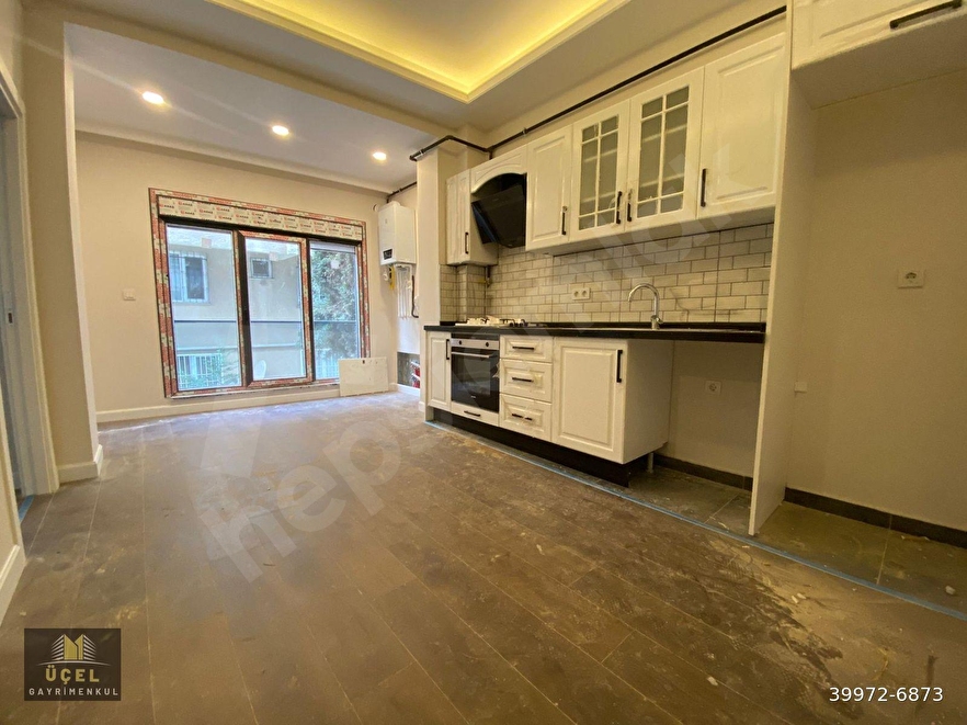 ÜÇEL ALTINTEPE DE SIFIR YAPIDA ARAKAT ULTRA LÜKS FERAH 1+1 !!!