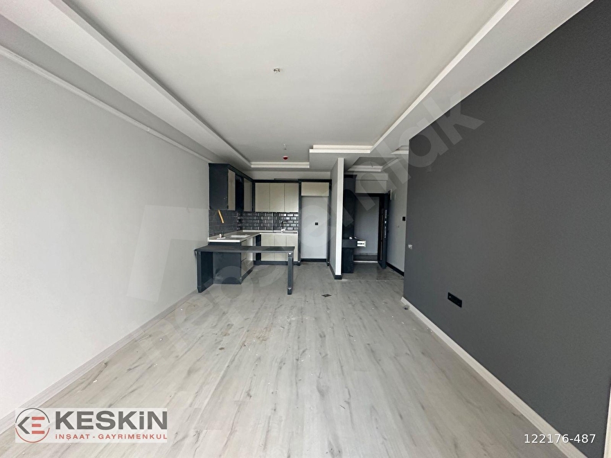 MERSİN MEZİTLİ DENİZ MAHALLESİNDE HAVUZLU SİTE İÇİ LÜX 2+1 SATILIK DAİRE...