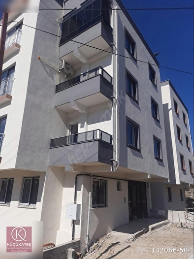 KÜÇÜKATEŞ EMLAKTAN TAVŞAN TEPESİNDE GÜMÜŞ APT .2+1 YENİ DAİRE