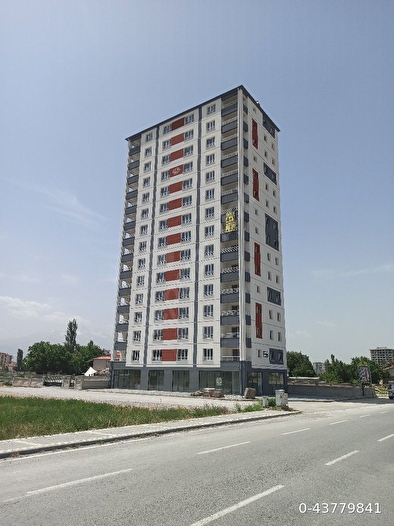 ZÜMRÜT MAHALLESİ'NDE SATILIK 4+1 DAİRELER