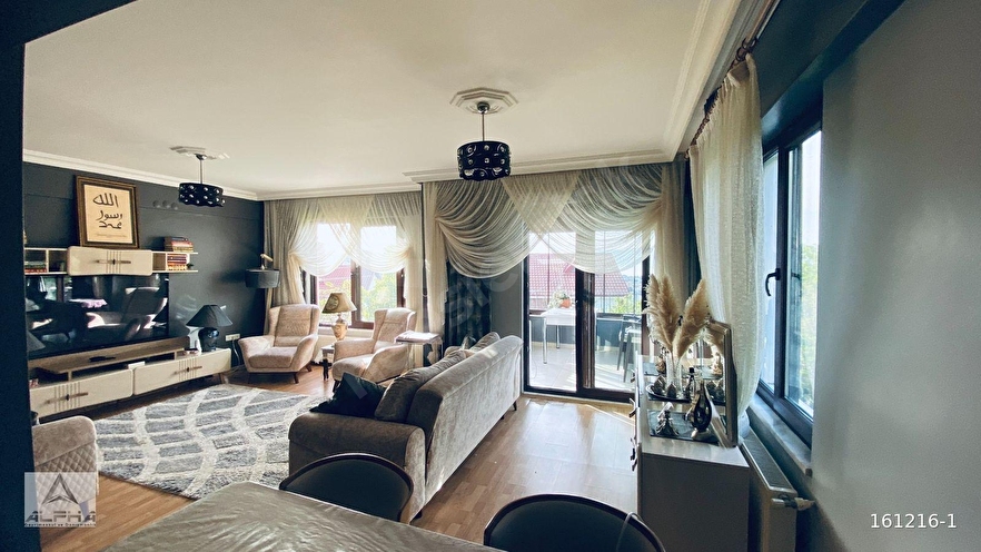 DEĞİRMENDERE TOPÇULARDA SİTE İÇİNDE VİLLA