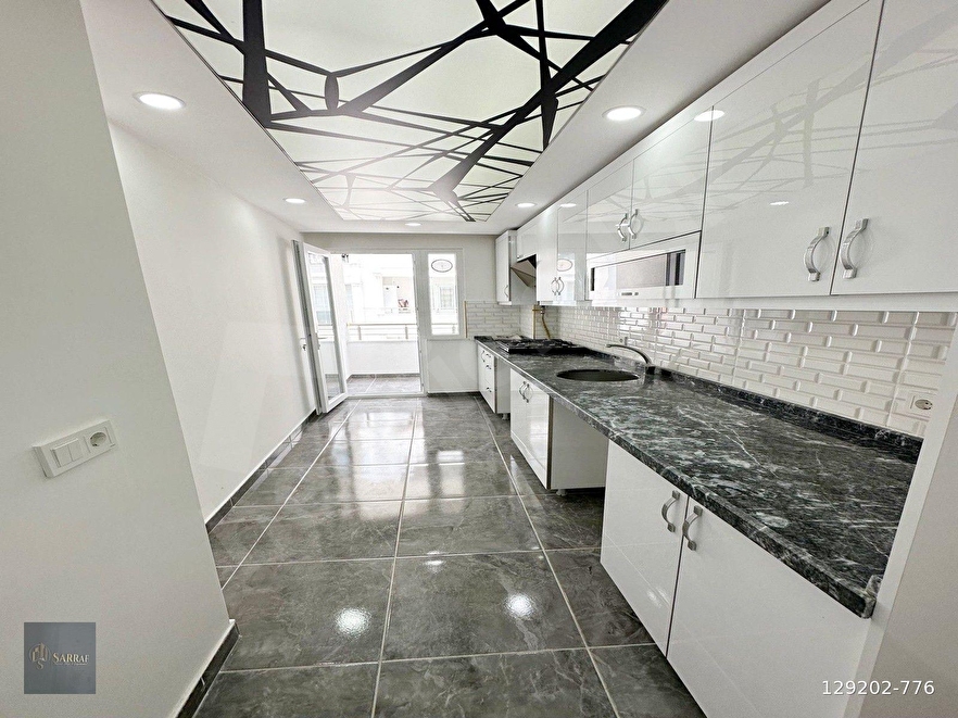 SARRAF YAPIDAN 2+1 ARAKAT ESENYURT CUMHURİYETTE KELEPİR DAİRE!!!!!!!!