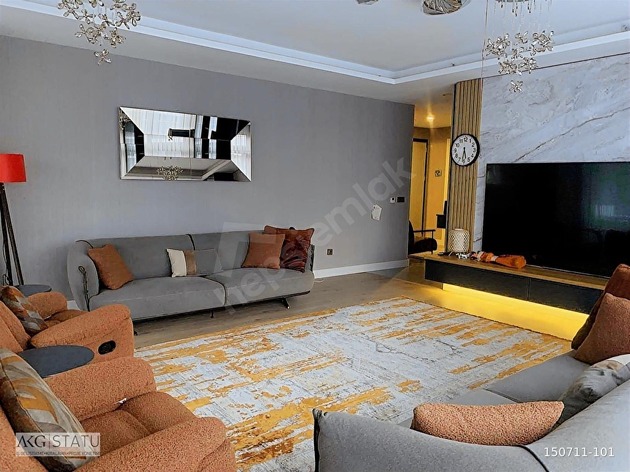 STATÜ//VELUX ANKARA B BLOK 4+1 AVM CEPHE 178m2 SATILIK DAİRE!