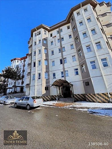 AHIEVRAN'DA ARA KAT KOMBİLİ SATILIK 2+1 DAİRE