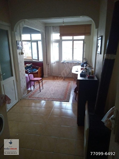 FATİH KOCAMUSTAFA PAŞA SİLİVRİKAPI CADDESİ KAT.3.SON KAT 1+1 KUĞU EMLAKTAN SATILIK DAİRE