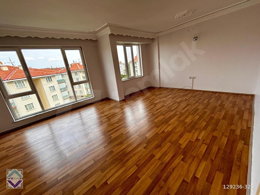 Kütahya Merkez 100.Yıl Mahallesi Beylikkent Sitesi Parkhayat Hastanesi Yanında Ara Kat 3+1 Daire