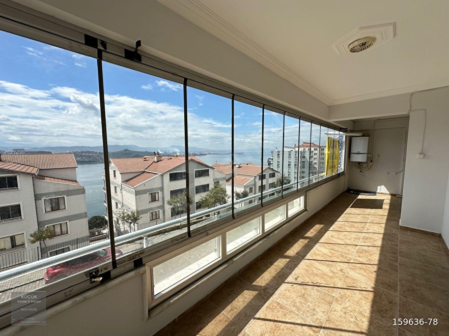 KÜÇÜK EMLAKTAN SATILIK DENİZ MANZARALI YENİ 3+1 DAİRE