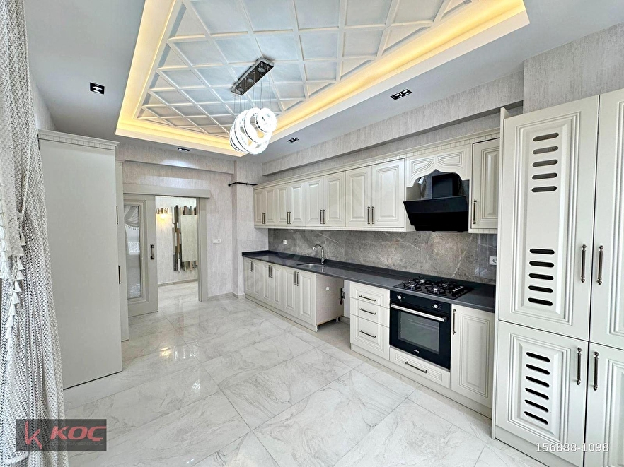 BELKIZ'DA CADDE ÜZERİ SÜPERLÜX TASARIMIYLA KAT SEÇENEKLİ 3+1