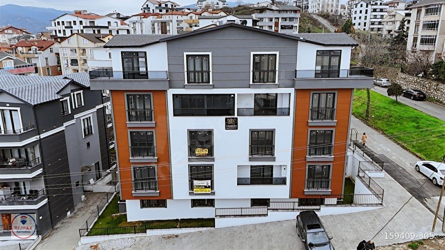 REMAX NATURAL'DEN PİYALEPAŞA'DA 2+1 ARA KAT DAİRE