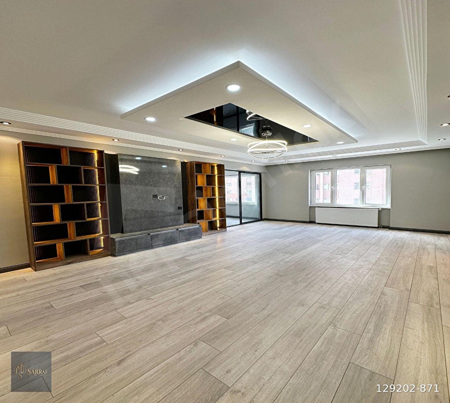 SARRAF YAPIDAN BEYLİKDÜZÜ BARIŞ MH. MAKYOLA CEPHE METROBÜSE 5DK LÜKS 3+1 ARKAT