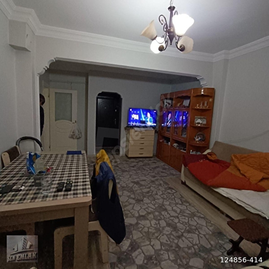 BAYRAMPAŞA MURATPAŞA 2+1 GÖBEK DAİRE NET 80 M2 KAT2 KRDİYE UYGUN