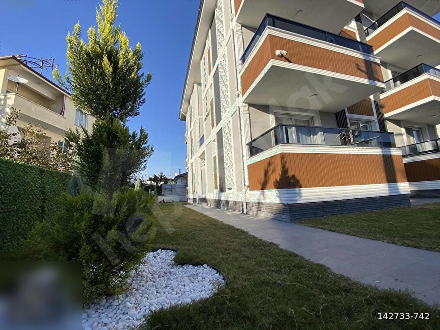 MİNE EMLAKTAN 2+1 GENİŞ İKİ BALKONLU DAİRE