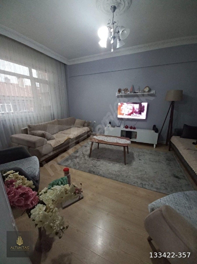 yatırımlık zabıtanda muhteşem konumuyla 2+1 satılık daire