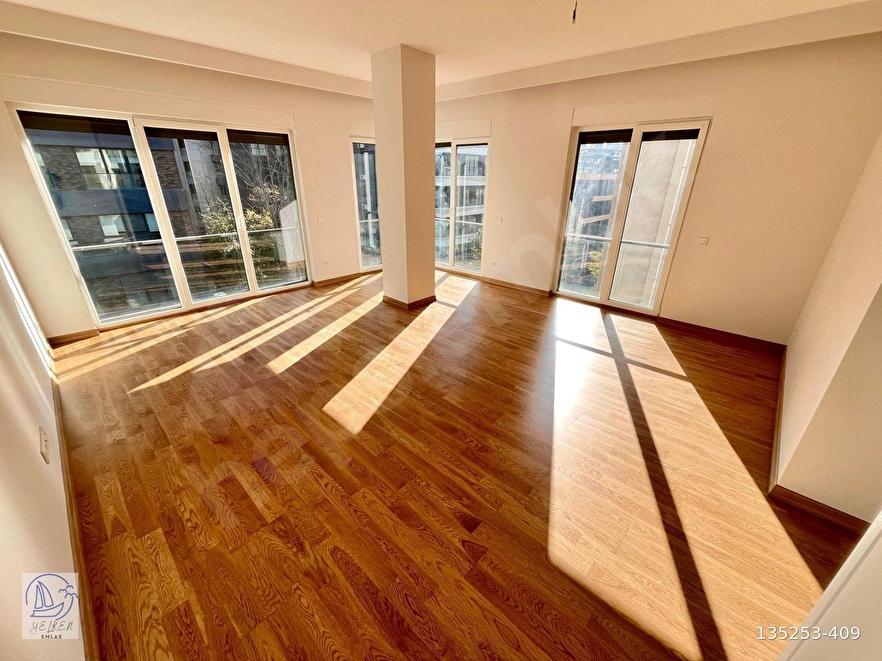 YELKEN'DEN ŞAŞKIBAKKAL SAHİLDE KONUTA İŞYERİNE UYGUN 3+1 1 YILLIK