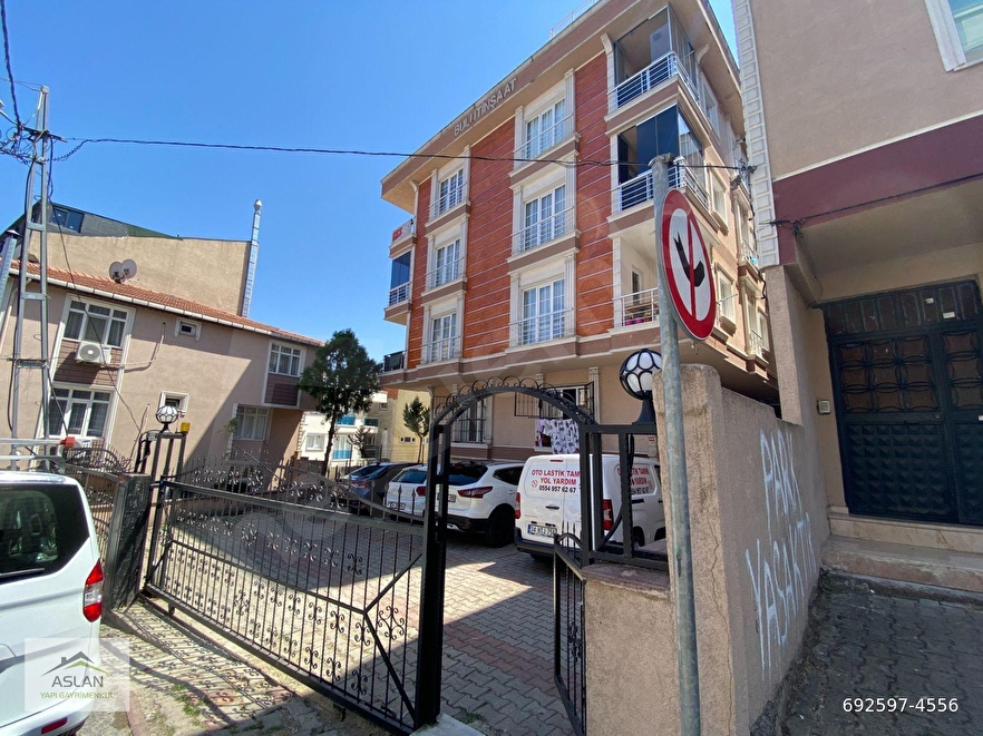 Sancaktepe Merve mh Satılık İskanlı 4+1 170 m'2 Üst Dubleks Daire