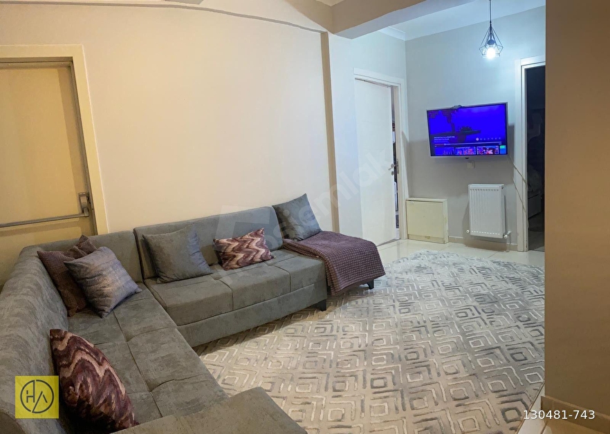 YILDIZTEPE MAH. HALK CAD. ÜZERİNDE SATILIK 3+2 DUBLEX DAİRE