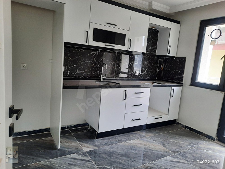 BARIŞ MAHALLESİNDE SIFIR SATILIK DAİRE