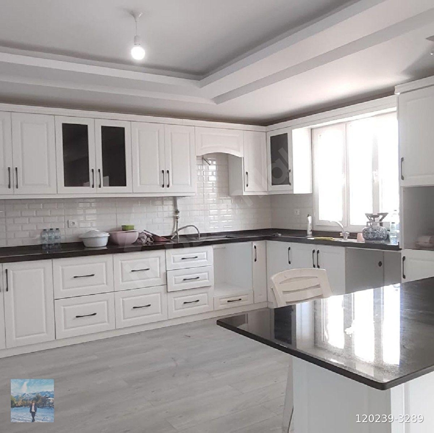 POZANTI KAR EMLAK TAN ZAFER MAHALLESİ'NDE 5+1 SATILIK DUBLEKS DAİRE