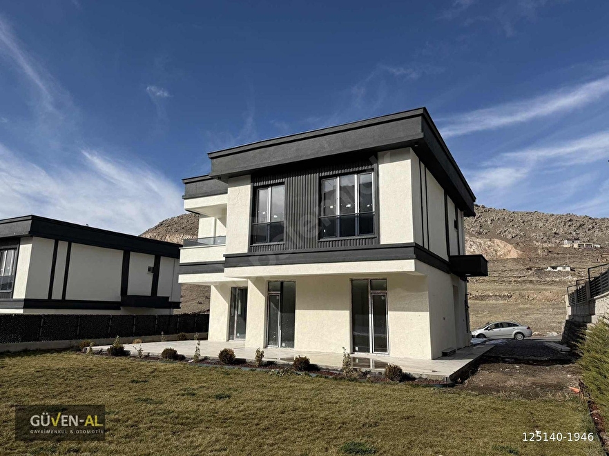 ERKİLET DAĞTEKİN İNCİADA VİLLALARI 800m² ARSALI YERDEN ISITMALI