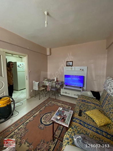 ÜÇ-EL EMLAK’ TAN SATILIK KREDİYE UYGUN BAHÇE KATI