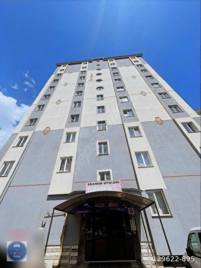 REMAX PERA 30 AĞUSTOS MAHALLESİNDE 3+1 SATILIK DAİRE