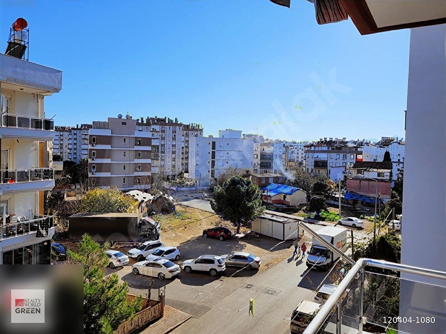 KIZILTOPRAK'TA TRANWAYA 100 METRE 5+1 ASANSÖRLÜ SATILIK DUBLEKS