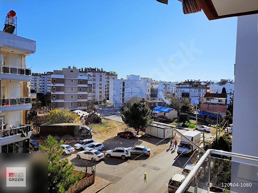 KIZILTOPRAK'TA TRANWAYA 100 METRE 5+1 ASANSÖRLÜ SATILIK DUBLEKS