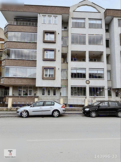 TAŞHAN EMLAK GÜVENCESİ İLE 55EVLERDE IRMAK CEPHELİ SATILIK DAİRE