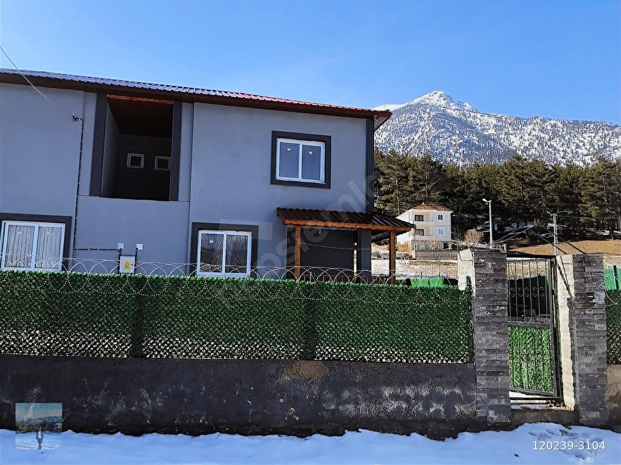 KAR EMLAKTAN YENİKONACIK KIRINTI MEVKİİNDE 2+1 SATILIK VİLLA