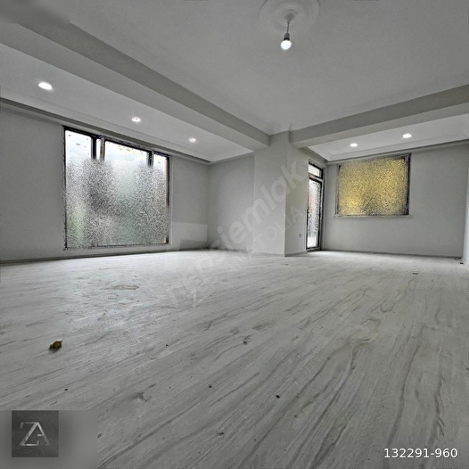 ADİL'DE ÇİFT BALKONLU MERKEZİ NOKTADA 3+1 ARA KAT DAİRE KK452