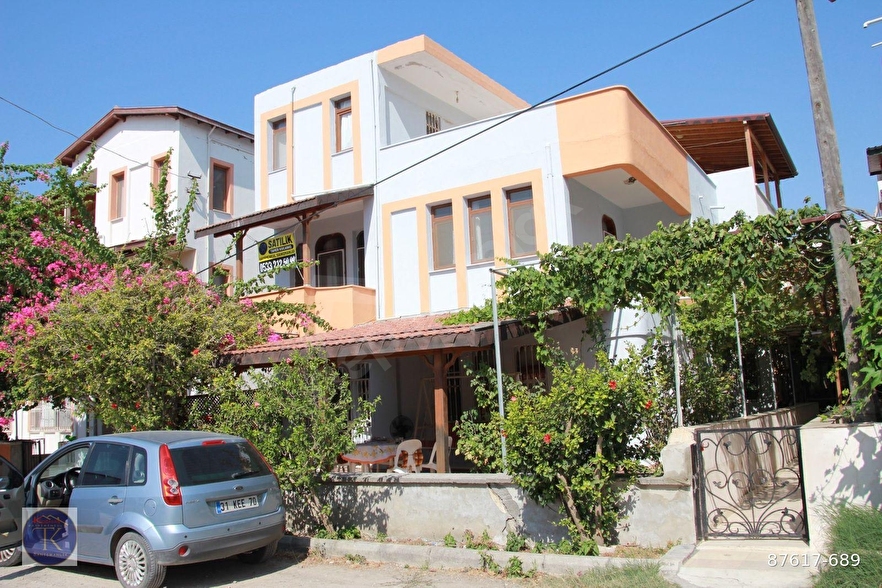 HATAY ARSUZ GÖKMEYDANI PTT EVLERİNDE DENİZE 200 METRE SATILIK 3+1 DENİZ MANZARALI TRİPLEKSİPLE