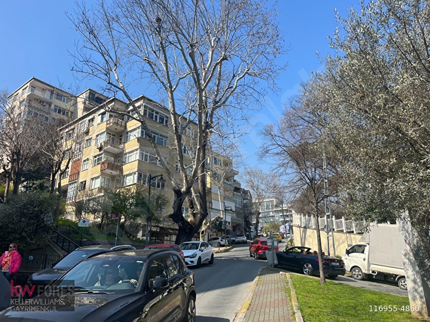 Şişli Teşvikiye Ihlamur Kasrı Karşı Satılık 2+1 Bahçe Kullanımlı