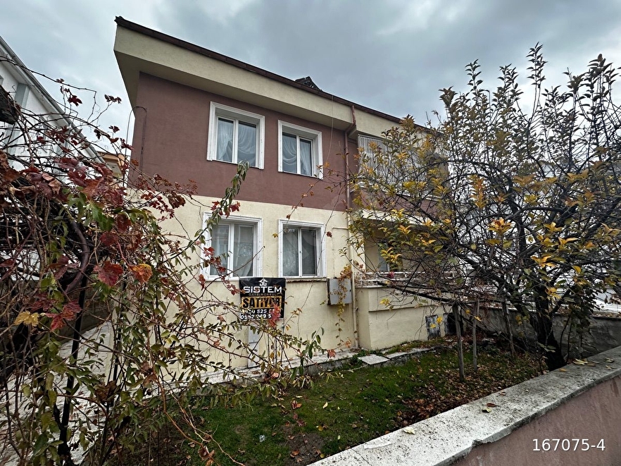 Kafkasevlerinde Satılık Müstakil Bina