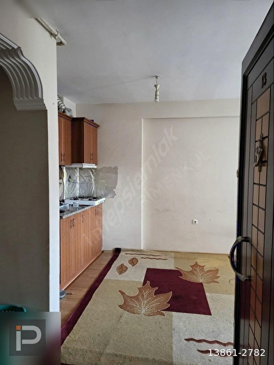 BURDUR MERKEZİN'DE PAZAR YERİN'DE 2+1 BALKONLU MANZARALI