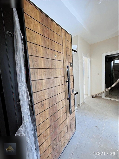 KORKUTELİ MERKEZDE 1+1 AYRI MUTFAK GENİŞ DAİRE