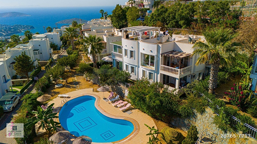 Yalıkavak Geriş Holiday Gardens Sitesi Muhteşem Konum 2+1 Daire