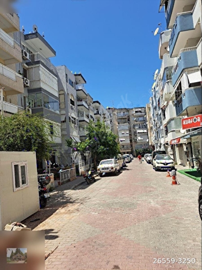 KARŞIYAKA NERGİZDE 4 +1SALON SATILIK DAİRE