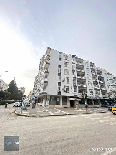 TOROS CADDESİ ÜZERİNDE MASRAFSIZ ASANSÖRLÜ CAZİP SATILIK 3+1