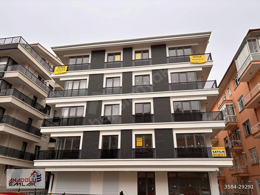 BAHÇELİEVLERDE YENİ BİNADA 3+1 KATTA ÖN KAT MÜLKİYETLİ ....