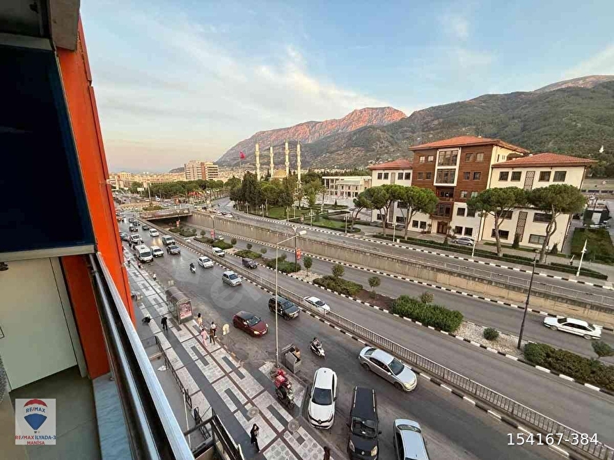 AVM YANI FERAH, MASRAFSIZ ,ASANSÖRLÜ, MERKEZI KONUMDA 3+1 DAIRE