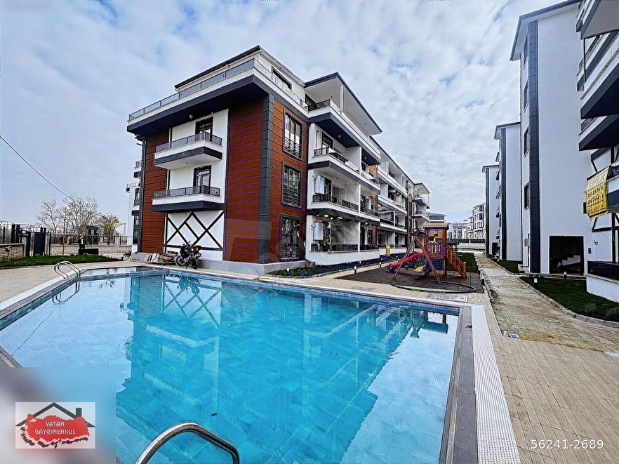 KARTEPE PRESTİJ 3 SİTESİ SATILIK 3+1 EĞİMSİZ ÇATI DUBLEKS