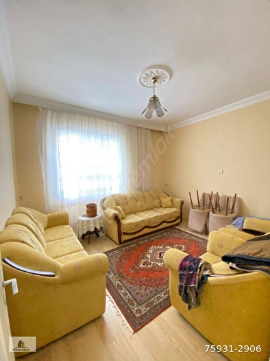 ÖZ GAYE EMLAKTAN DEVELİ HASAN ŞAHAN MAHALLESİNDE SATILIK DAİRE