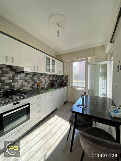 DEVELİ POLAT GAYRİMENKUL - İBRAHİMAĞA MAH. STADYUM ALTINDA SATILIK 2,5+1 DAİRE