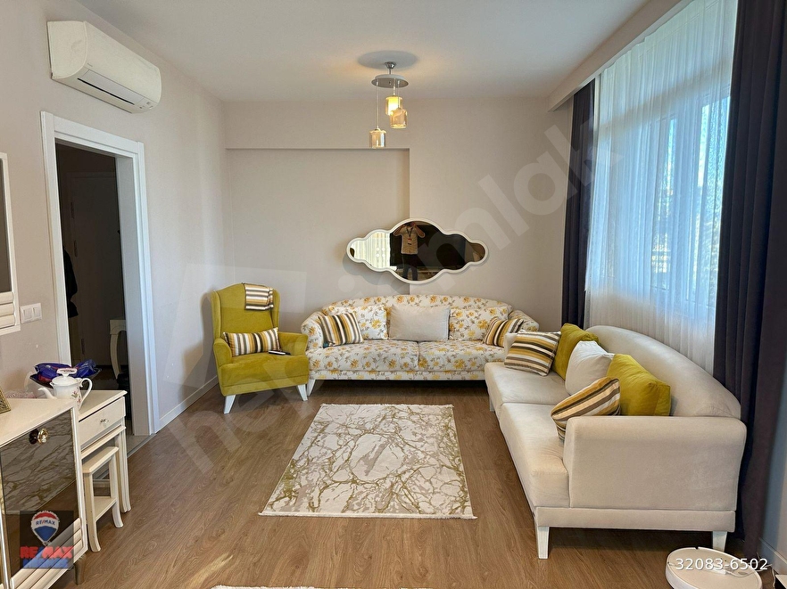 REMAX HERMES SELÇUKLU VADİ HAVUZ CEPHE 3+1 170m2