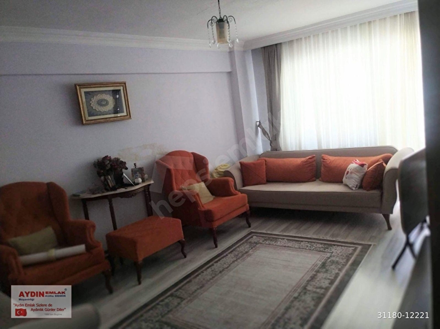 BURSA YIDIRIM EMİRSULTAN MAH. 90 m2 ZEYNİLER CAMİSİNE YAKIN  ACİL SATILIK MANZARALI BAKIMLI DAİRE