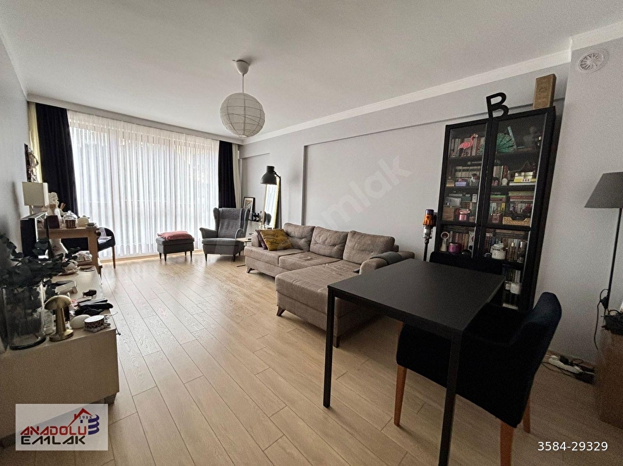 B A H Ç E L İ E V L E R D E 2+1 5 YIILIK BİNADA 1.KAT KONUMUNDA