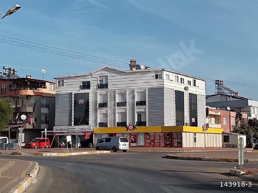 KEPEZ DEVLET HASTANESİ YANINDA ARA KATTA ASANSÖRLÜ BAKIMLI 1+1