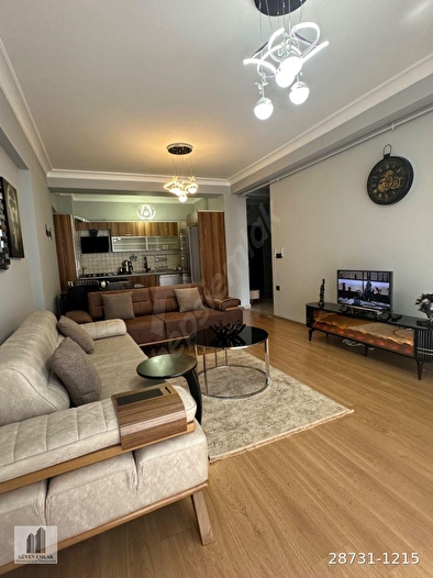 BEŞKAVAKLAR D-100 CEPHELİ 88M2 NET GÜNEY CEPHE SIFIR LÜX EŞYALI ARA KAT 3.KAT