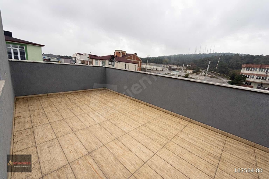 GEBZE GAZİLER'DE OSB YOLUNDA ULTRA LÜKS SATILIK DUBLEKS DAİRE